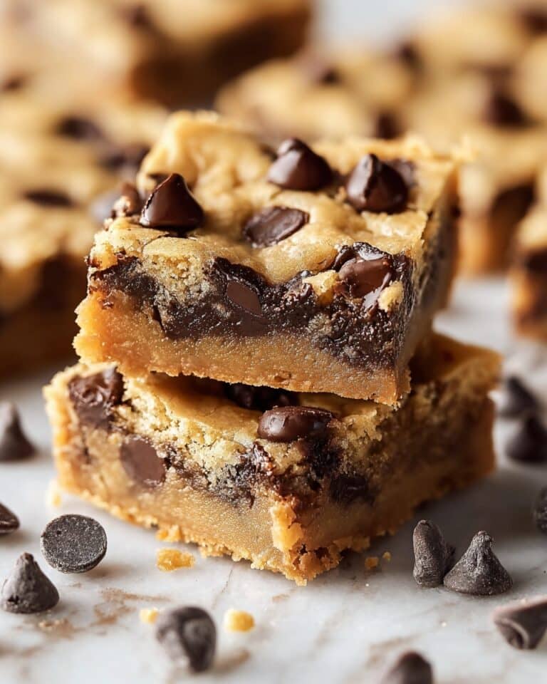 Lazy Chocolate Chip Cookie Bars Recipe