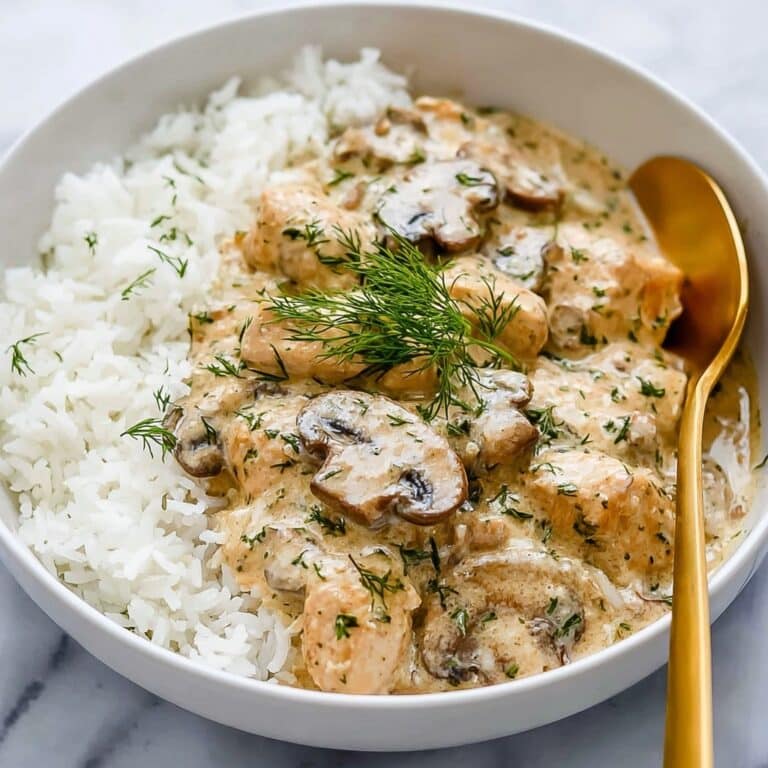 Chicken and Mushrooms in Creamy Dill Sauce Recipe