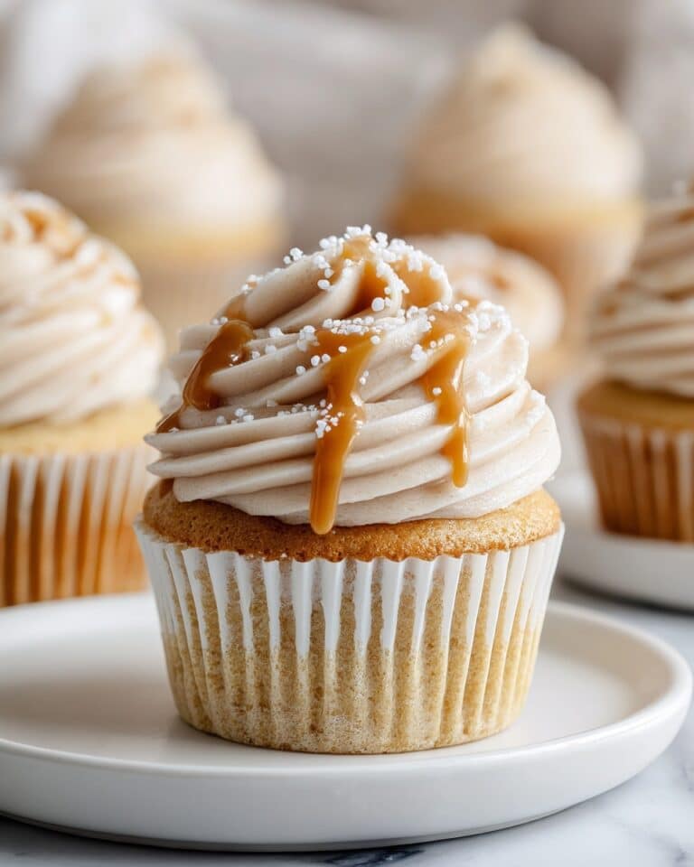 Gooey Salted Caramel Cupcakes Recipe
